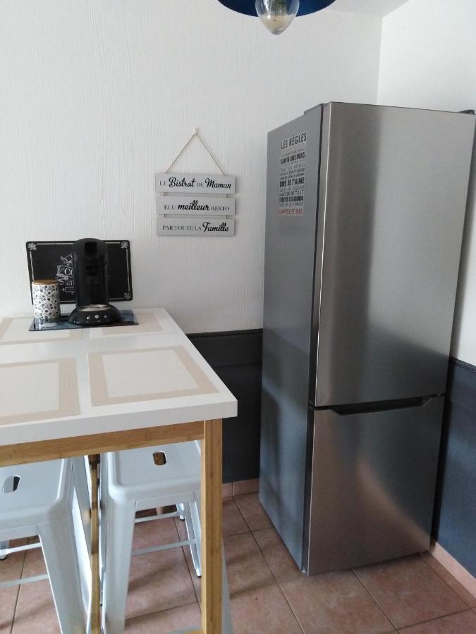Appartement T2 Avec Piscine A 100 M De La Plage Six-Fours-les-Plages Exterior foto